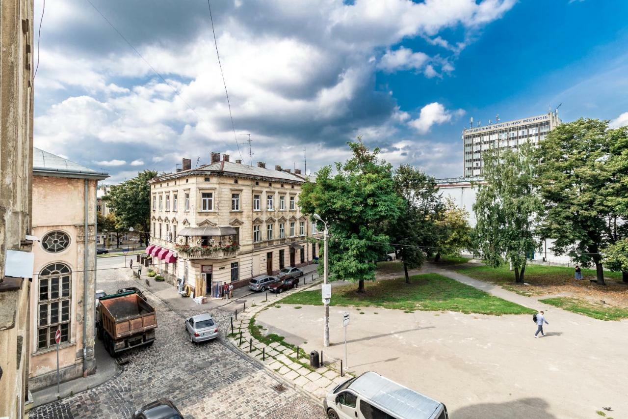 Kumpel Apartment Lviv Exterior photo