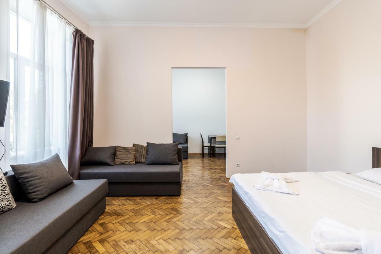 Kumpel Apartment Lviv Exterior photo